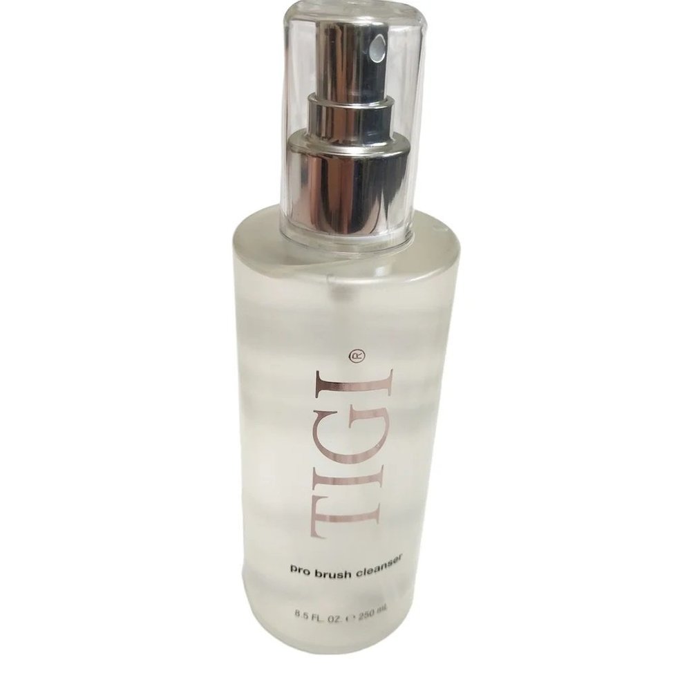 Pro Brush Cleanser (limpiador de brochas profesional) TIGI Cosmetics